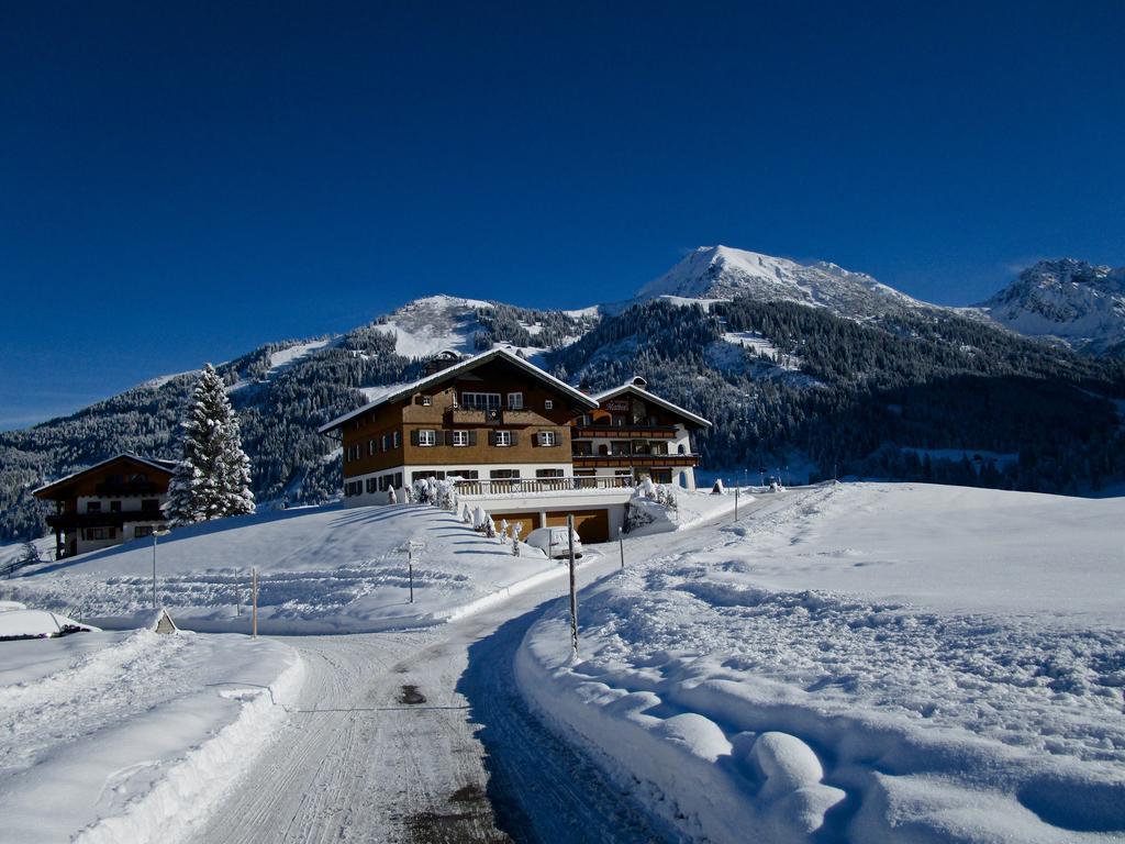 Gaestehaus Mathies ミッテルベルク エクステリア 写真